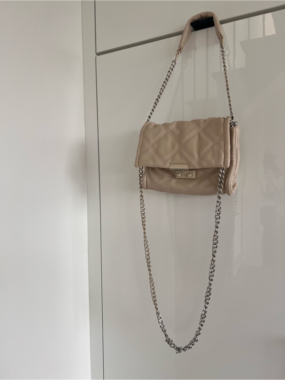 stradivarius Quilted Beige Shoulder Bag with Silver Chain